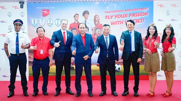 Vietjet Resmi Jadi Mitra Maskapai ASEAN United FC